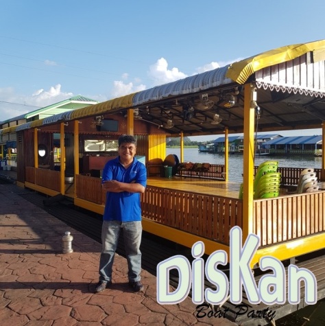 DisKan boat party location bateau sur kanchanaburi thaïlande